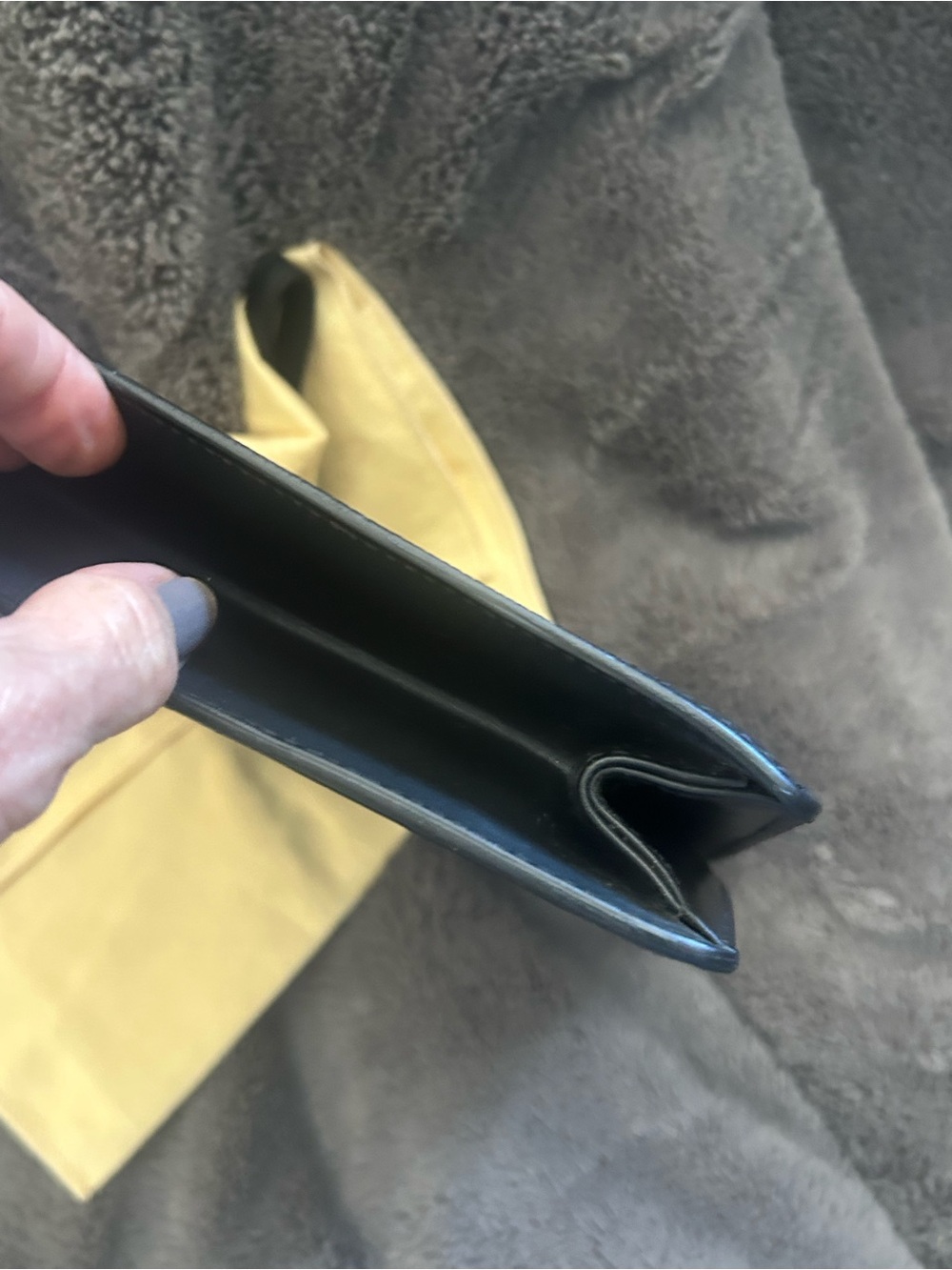 Louis Vuitton Black Epi leather Pochette Sellier Dragonne Clutch Ret. $900-1200 - Picture 7 of 15